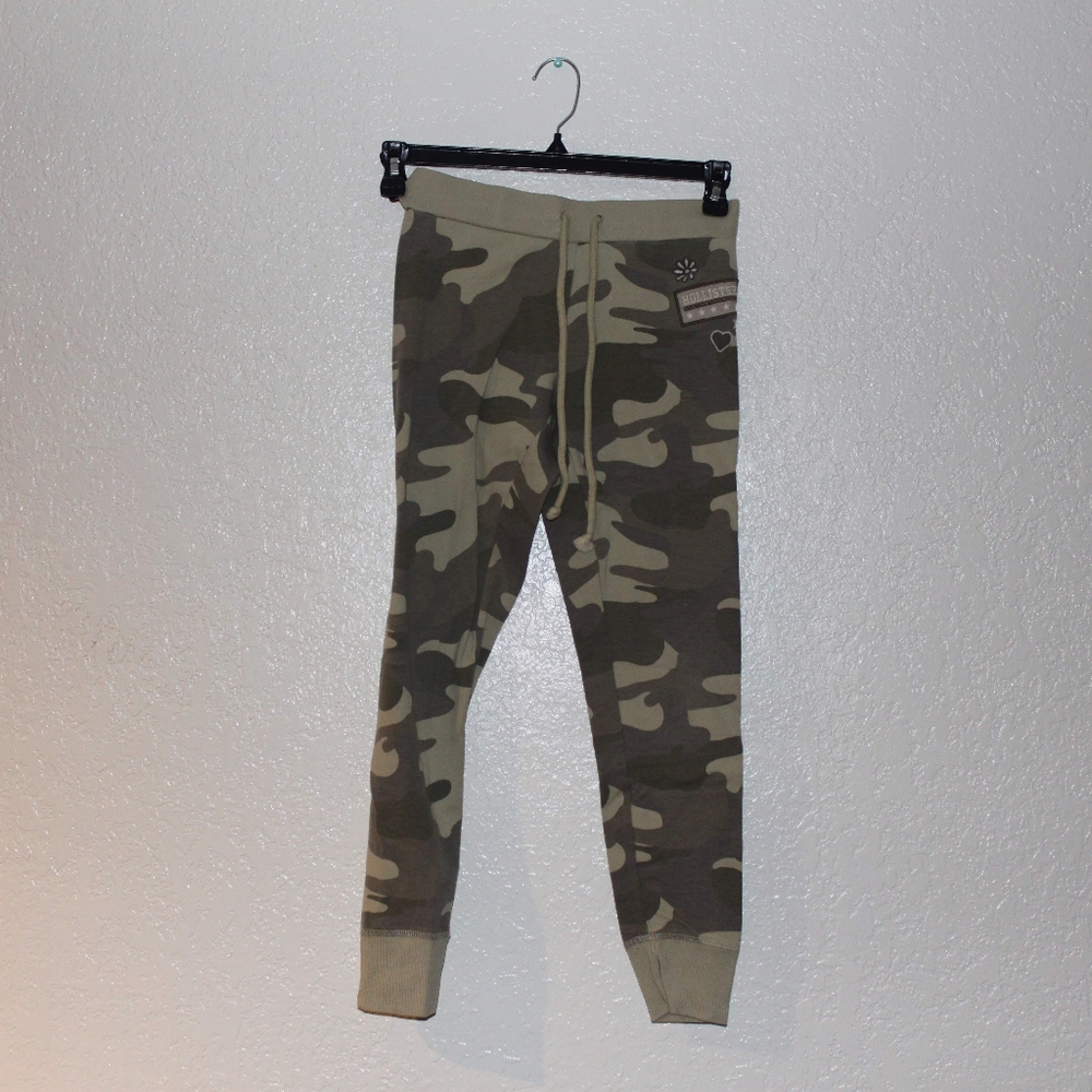 jogging pants